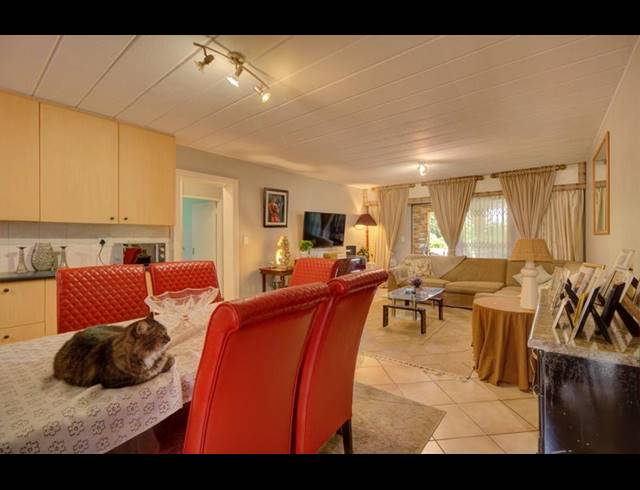 2 BEDROOM APARTMENT FOR SALE IN NORTH RIDING